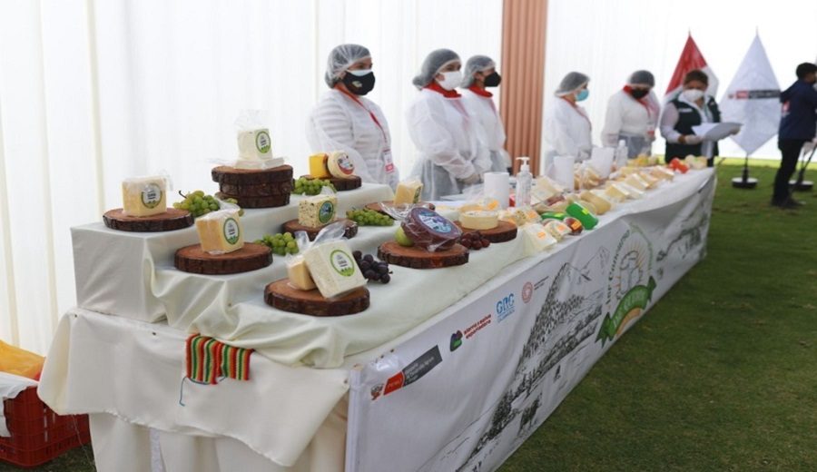 Productores de quesos de Cajamarca y La Libertad se coronan como los mejores en concurso