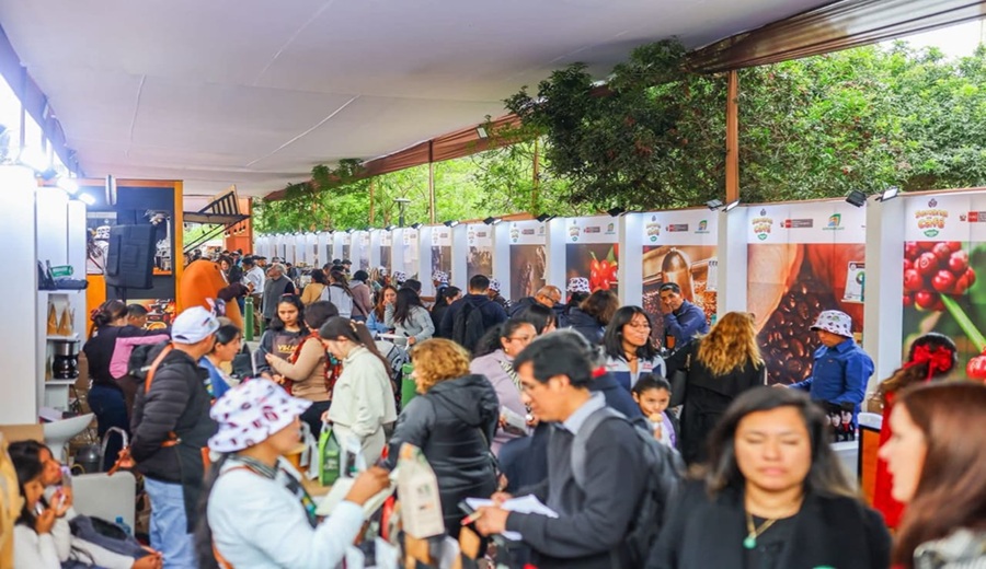 MIDAGRI productores del VRAEM superaron expectativas con ventas de café en Lima por más de S 67 mil