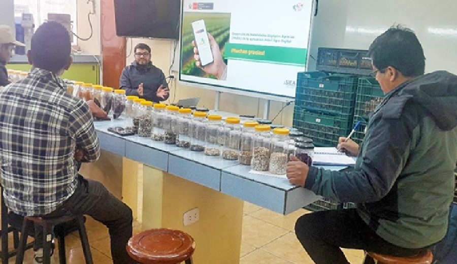 Huancavelica MIDAGRI y aliados fortalecen habilidades digitales de mujeres y productores de la Nación Chopcca