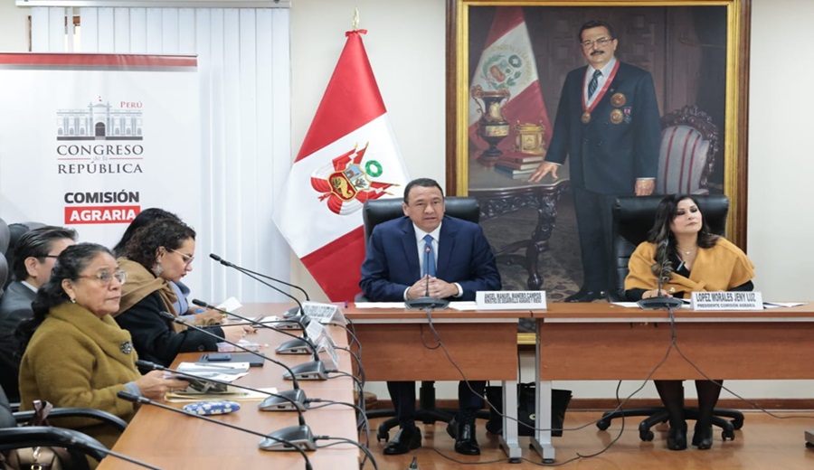 Legisladores exigen atención a proyectos de riego y formalización de tierras