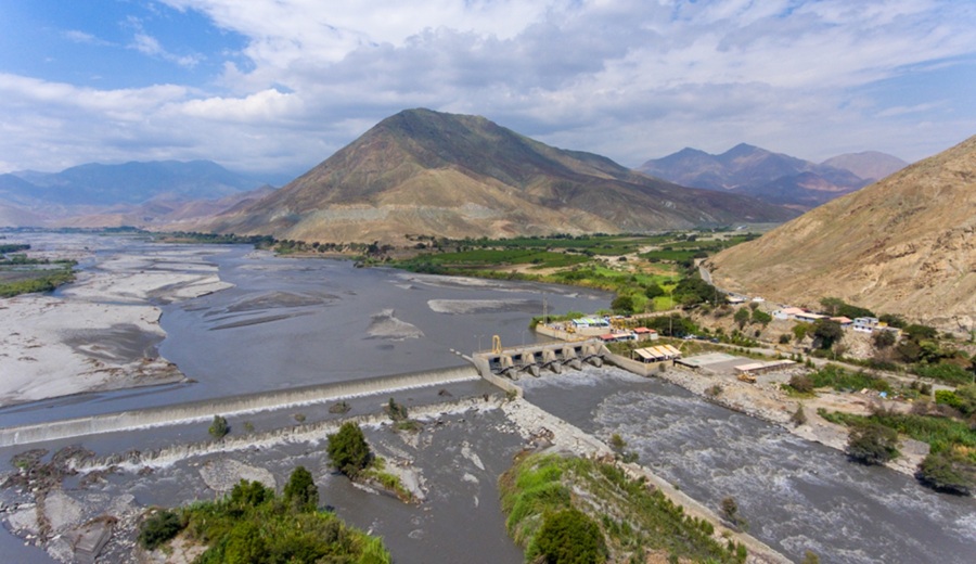 MIDAGRI Grandes proyectos hídricos, entrega de títulos y apertura de mercados impulsan el agro en el primer mes de gestión