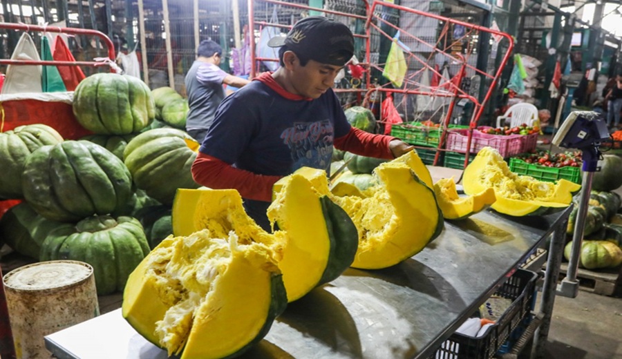MIDAGRI Suministro de alimentos en mercados mayoristas de Lima superaron las 10 mil toneladas entre frutas, tubérculos, hortalizas y otros