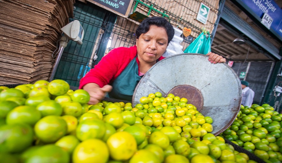 MIDAGRI mercados mayoristas registran amplio abastecimiento de frutas, verduras y tubérculos