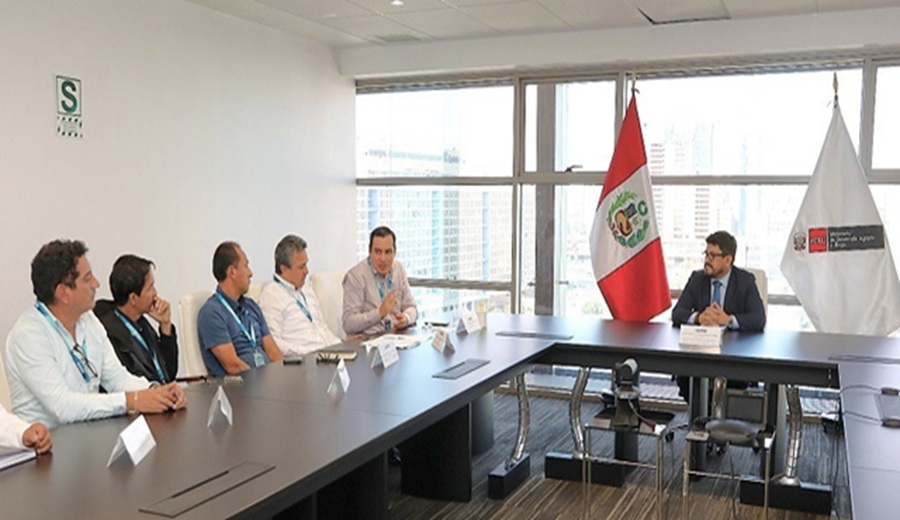 MIDAGRI articula esfuerzos con palmicultores de la Amazonía