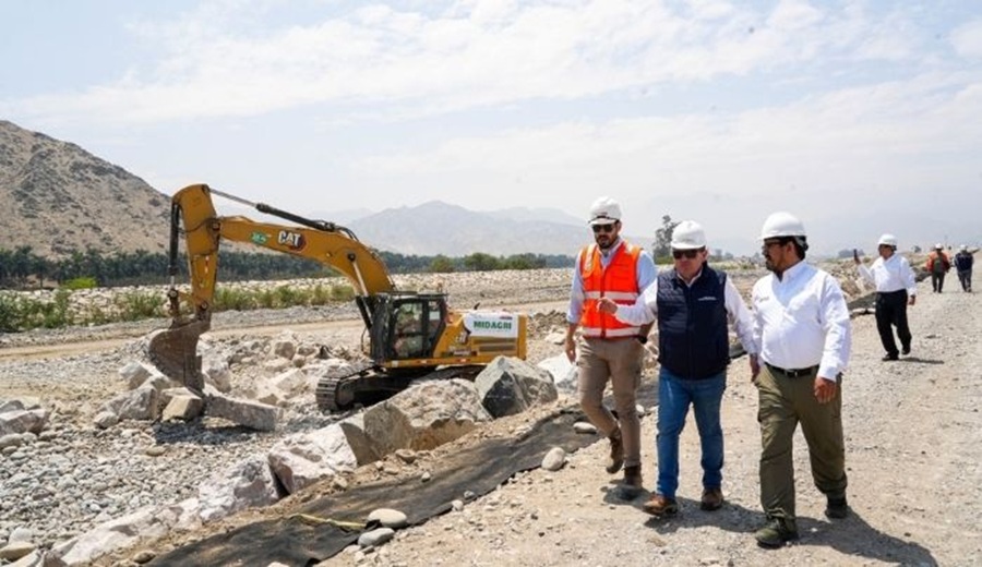 MIDAGRI supervisó obras por USD136 millones para proteger el valle de Chincha ante desbordes e inundaciones