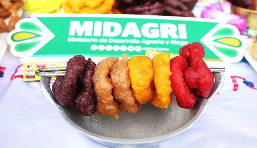 MIDAGRI promueve el consumo de picarones elaborados con frutas, café, papas nativas y granos andinos